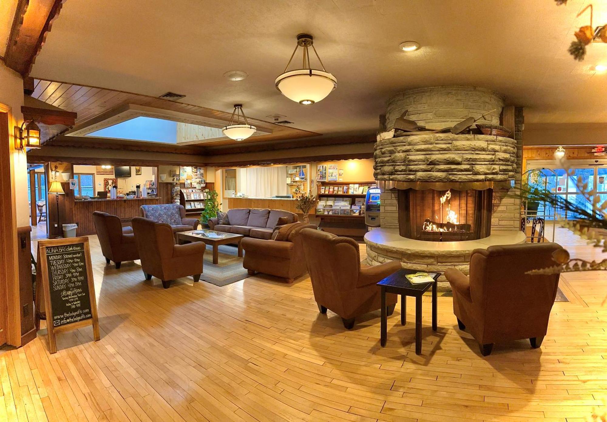The Lodge At Leathem Smith Sturgeon Bay Exterior photo